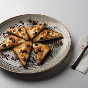 Crostini cu somon la cuptor