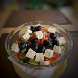 Salată cu brânza